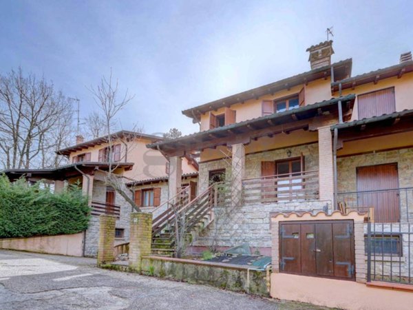casa indipendente in vendita a Serramazzoni