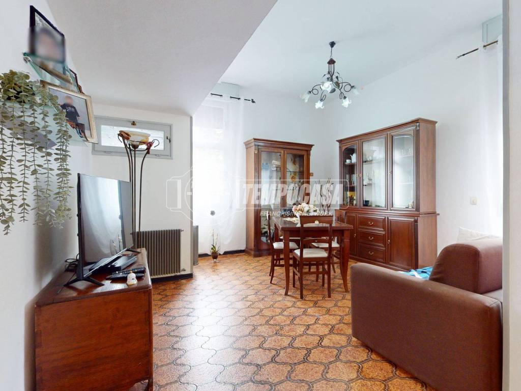 casa indipendente in vendita a Serramazzoni in zona Ligorzano