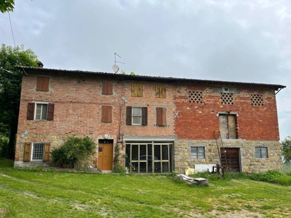 casa indipendente in vendita a Serramazzoni