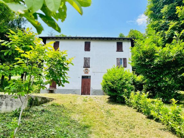 casa indipendente in vendita a Serramazzoni
