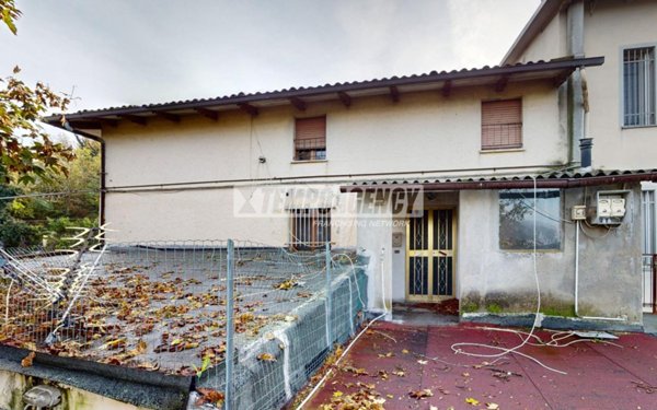 appartamento in vendita a Serramazzoni in zona Montagnana