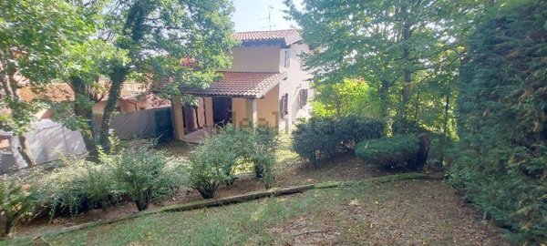 casa indipendente in vendita a Serramazzoni
