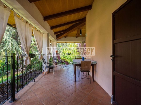 casa indipendente in vendita a Serramazzoni