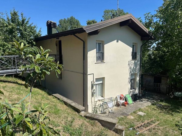intera palazzina in vendita a Serramazzoni