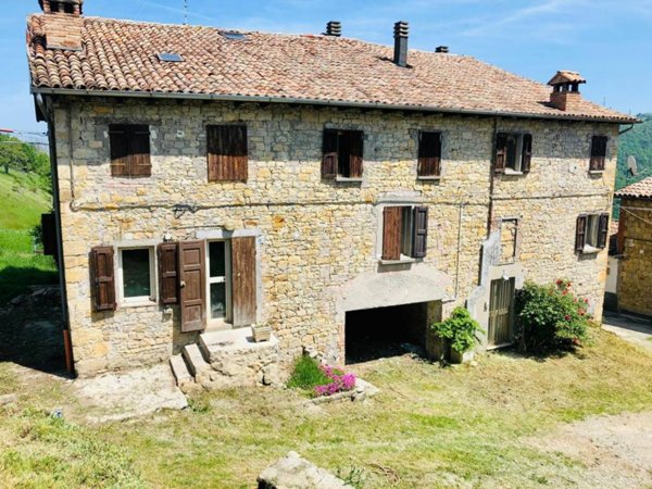 casa indipendente in vendita a Serramazzoni