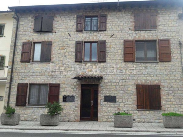 appartamento in vendita a Serramazzoni in zona Ligorzano