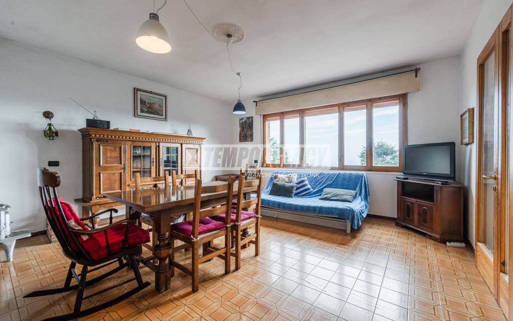 casa indipendente in vendita a Serramazzoni in zona Ligorzano