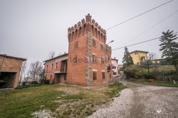 casa indipendente in vendita a Serramazzoni