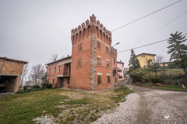 casa indipendente in vendita a Serramazzoni