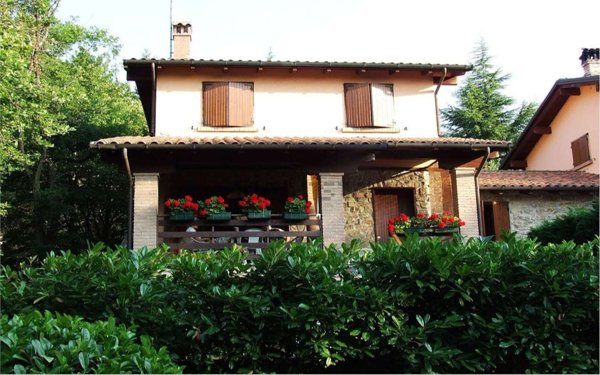 casa indipendente in vendita a Serramazzoni