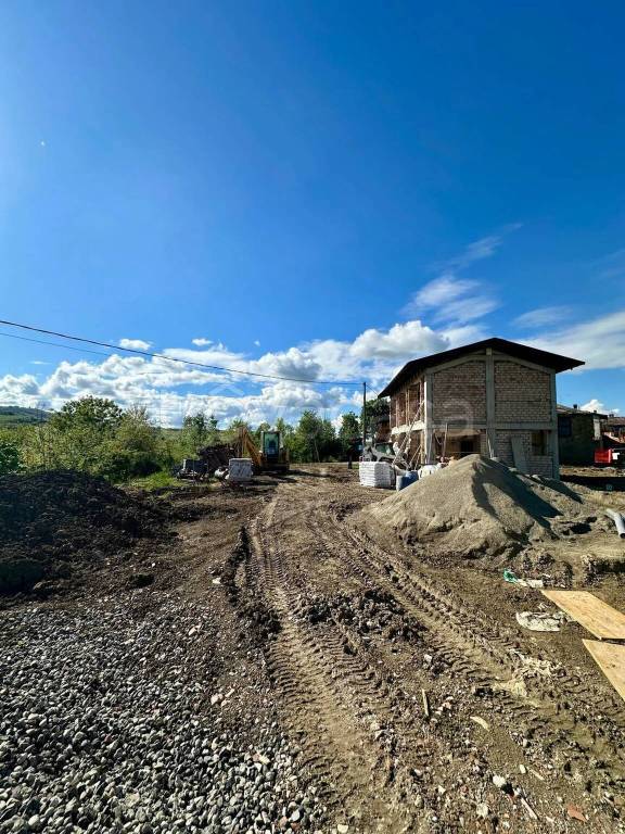 casa indipendente in vendita a Serramazzoni in zona Riccò