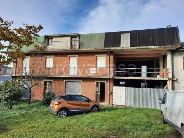 casa indipendente in vendita a Serramazzoni in zona Riccò