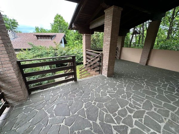 casa indipendente in vendita a Serramazzoni in zona Ligorzano