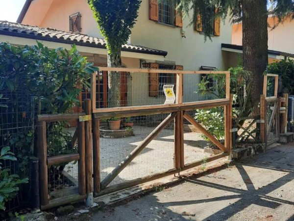 casa indipendente in vendita a Serramazzoni in zona Faeto