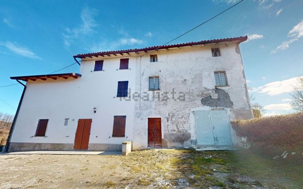 appartamento in vendita a Serramazzoni in zona Selva