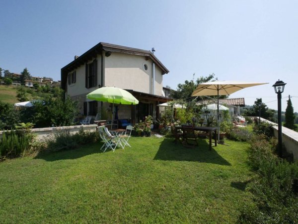 casa indipendente in vendita a Serramazzoni