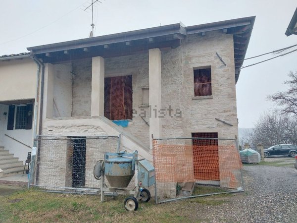 pentavano in vendita a Serramazzoni