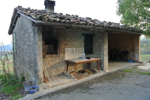 casa indipendente in vendita a Serramazzoni