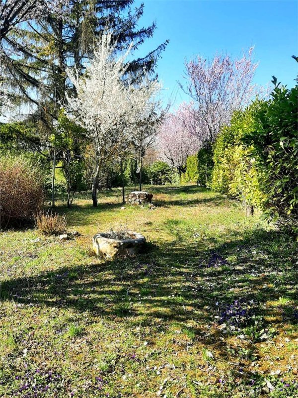 casa semindipendente in vendita a Serramazzoni in zona Riccò