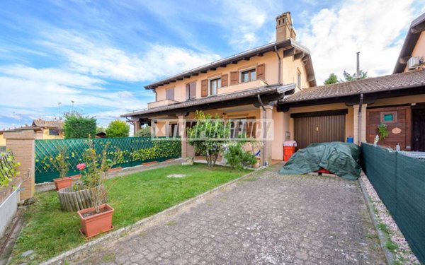 casa indipendente in vendita a Serramazzoni in zona San Dalmazio