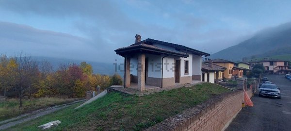casa indipendente in vendita a Serramazzoni
