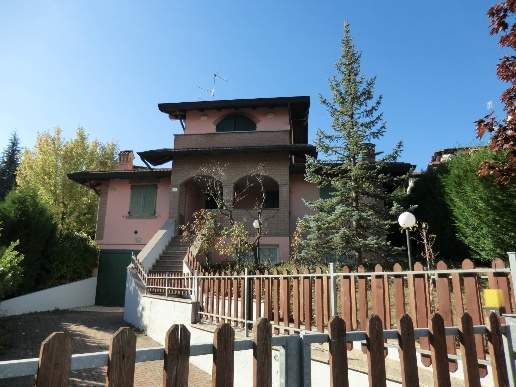 casa indipendente in vendita a Serramazzoni