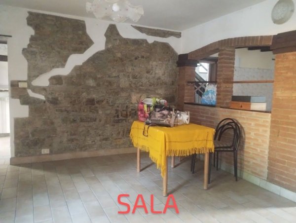 appartamento in vendita a Serramazzoni in zona San Dalmazio