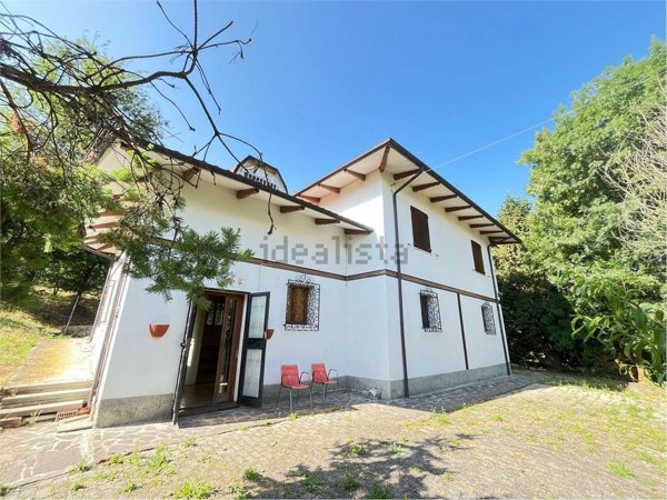 casa indipendente in vendita a Serramazzoni in zona Valle