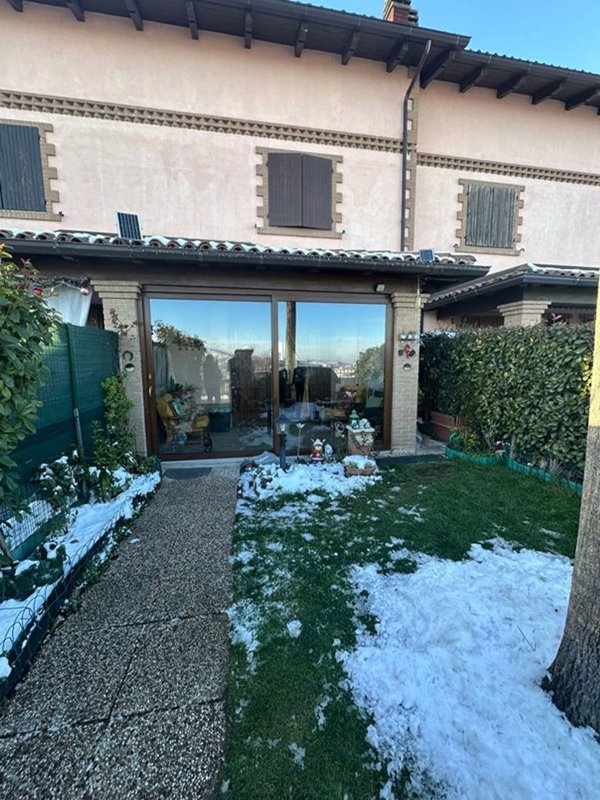 casa indipendente in vendita a Serramazzoni