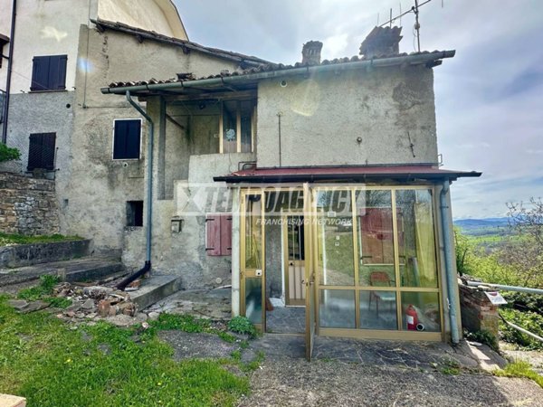casa indipendente in vendita a Serramazzoni in zona Ligorzano