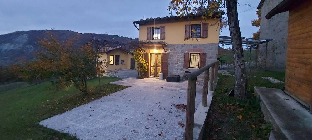 casa indipendente in vendita a Serramazzoni