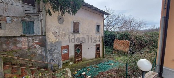 appartamento in vendita a Serramazzoni in zona San Dalmazio