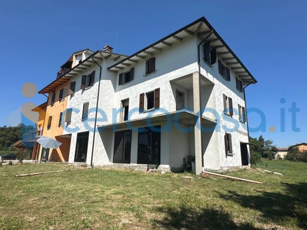 casa indipendente in vendita a Serramazzoni
