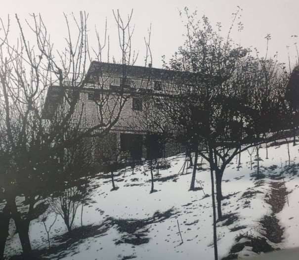 appartamento in vendita a Serramazzoni in zona Montagnana