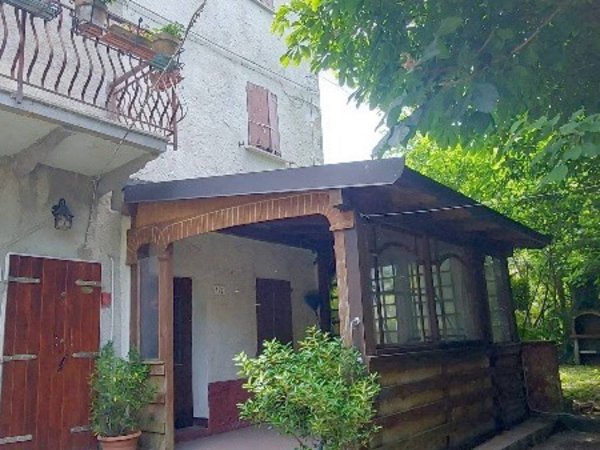 casa indipendente in vendita a Serramazzoni
