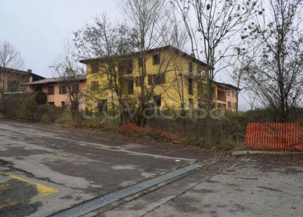 casa indipendente in vendita a Serramazzoni