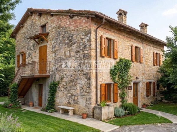 appartamento in vendita a Serramazzoni in zona Ligorzano