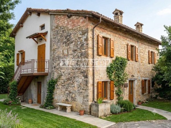 appartamento in vendita a Serramazzoni in zona Ligorzano
