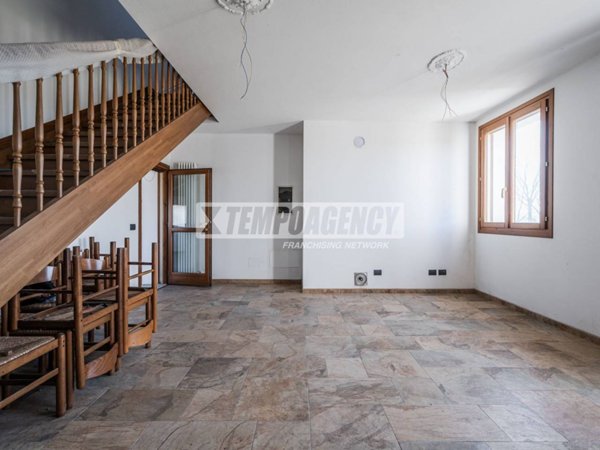 casa indipendente in vendita a Serramazzoni in zona San Dalmazio