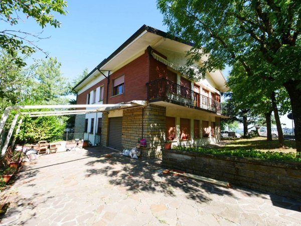 casa indipendente in vendita a Serramazzoni in zona Ligorzano