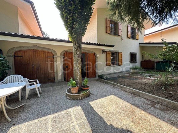 casa indipendente in vendita a Serramazzoni in zona Faeto