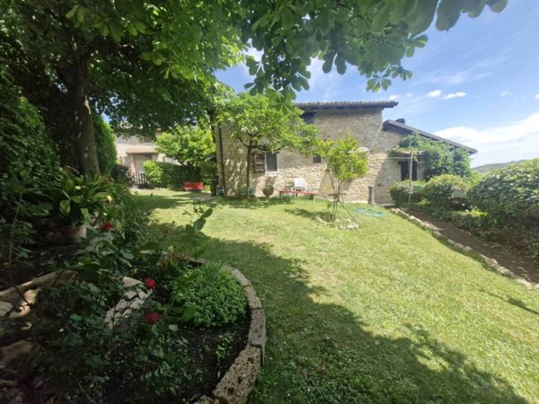 casa indipendente in vendita a Serramazzoni
