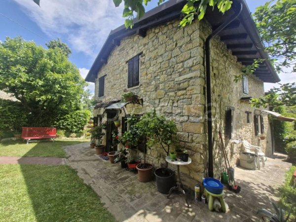 casa indipendente in vendita a Serramazzoni