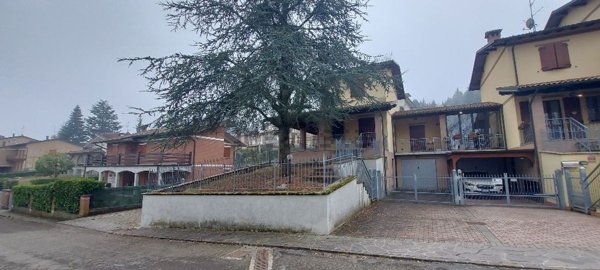 casa indipendente in vendita a Serramazzoni