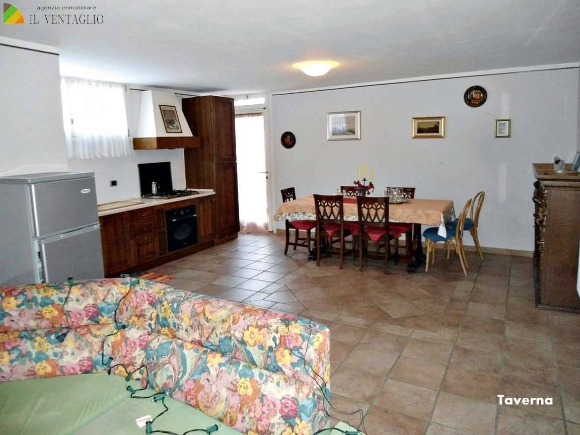 casa indipendente in vendita a Serramazzoni in zona Ligorzano