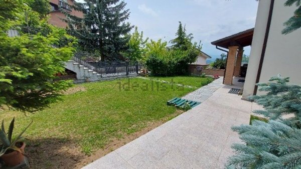 casa indipendente in vendita a Serramazzoni in zona Ligorzano
