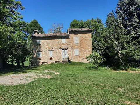 casa indipendente in vendita a Serramazzoni in zona Ligorzano