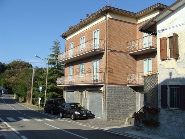 appartamento in vendita a Serramazzoni in zona Ligorzano