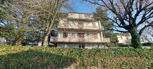 casa indipendente in vendita a Serramazzoni in zona Ligorzano