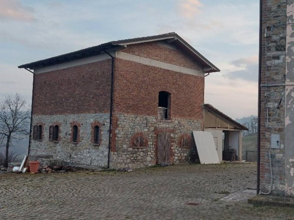 casa indipendente in vendita a Serramazzoni